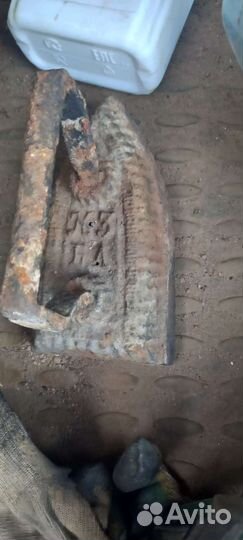 Утюг старинный с клеймом