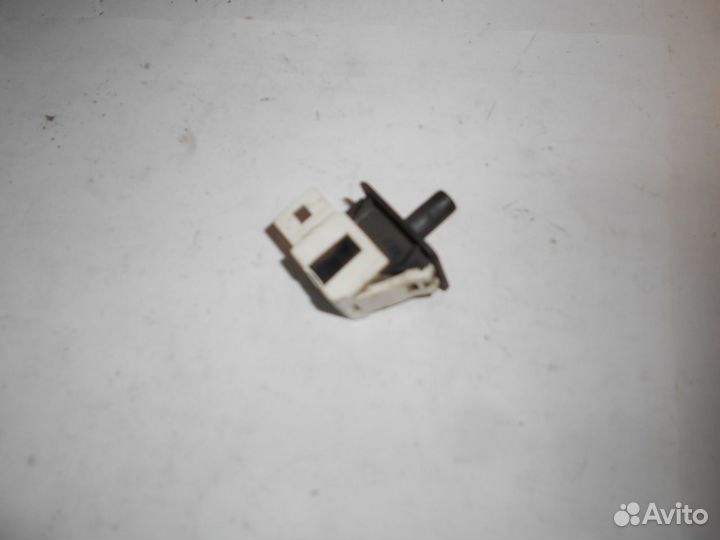 Концевики дверей C117 A2028209410