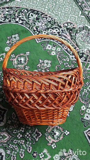 Корзина плетеная большая