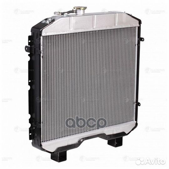 Радиатор охлаждения двигателя LRC0366B luzar