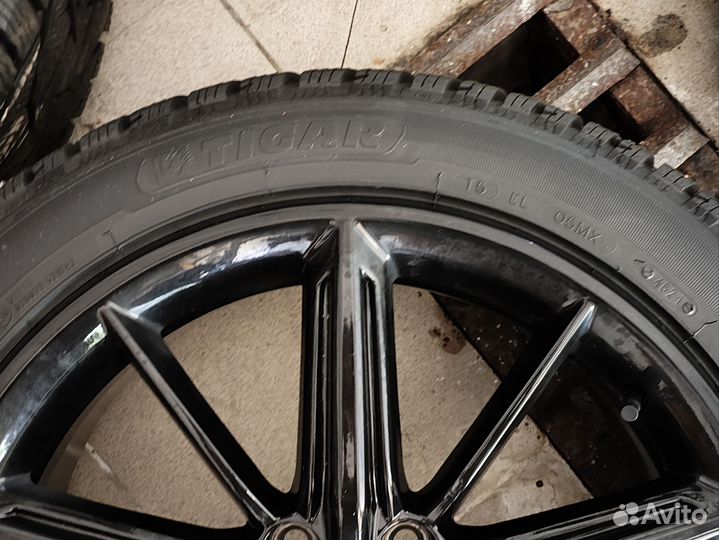 Колеса в сборе r18 зимние диски