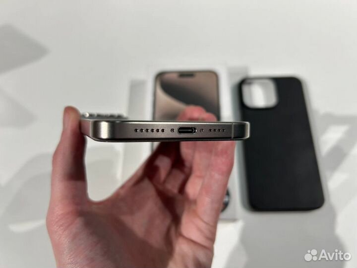 iPhone 15 Pro Max, 256 ГБ