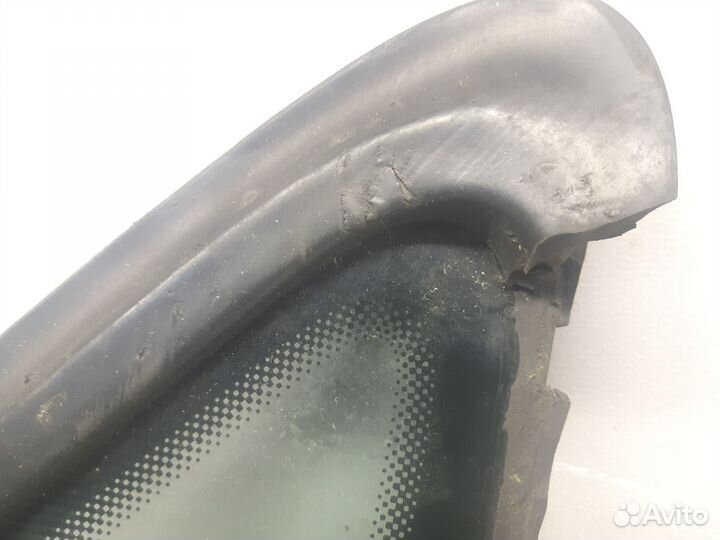 Б/У Стекло кузовное глухое правое VW;Volkswagen