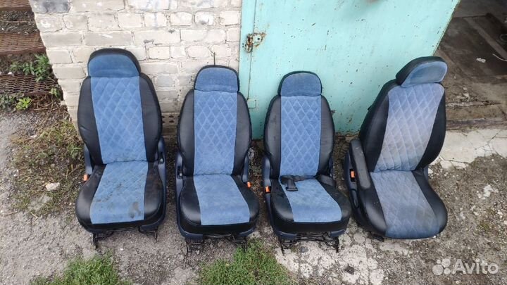 Сиденья Volkswagen Sharan