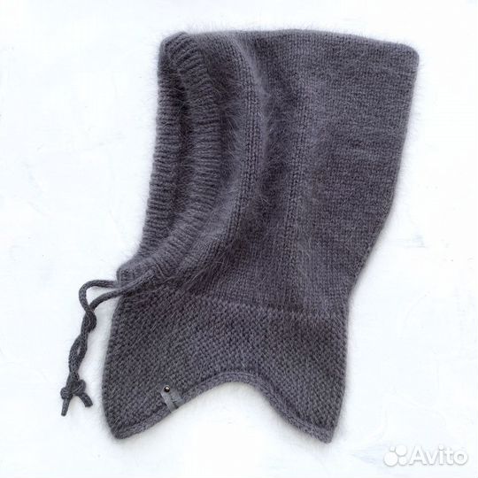 Пушистый вязаный капор из пуха норки