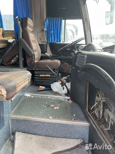 Туристический автобус JAC HK6120, 2011