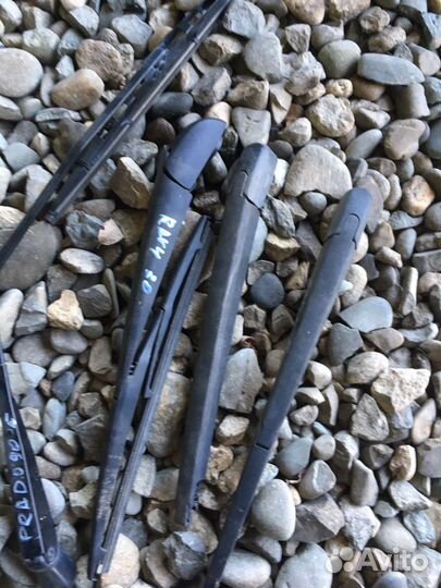 Tоyоtа Rаv4 2002 дворник крышки багажника