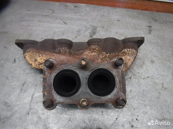 Коллектор выпускной Ваз 2112 1.5 2004