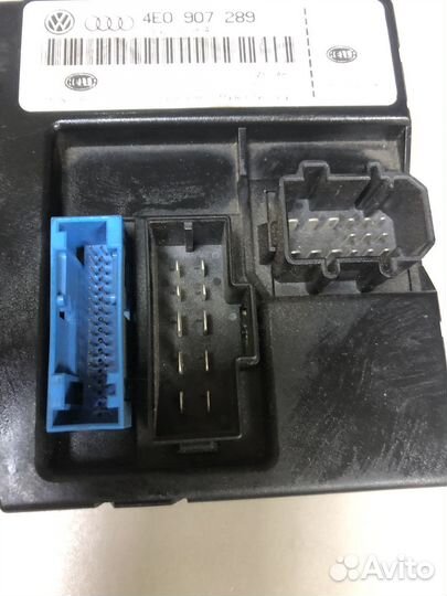 Блок комфорта Ауди А8 4Е Д3 4E0907289