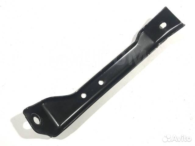 Кронштейн правый Audi A6 C6