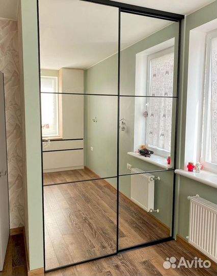 Встраиваемый шкаф