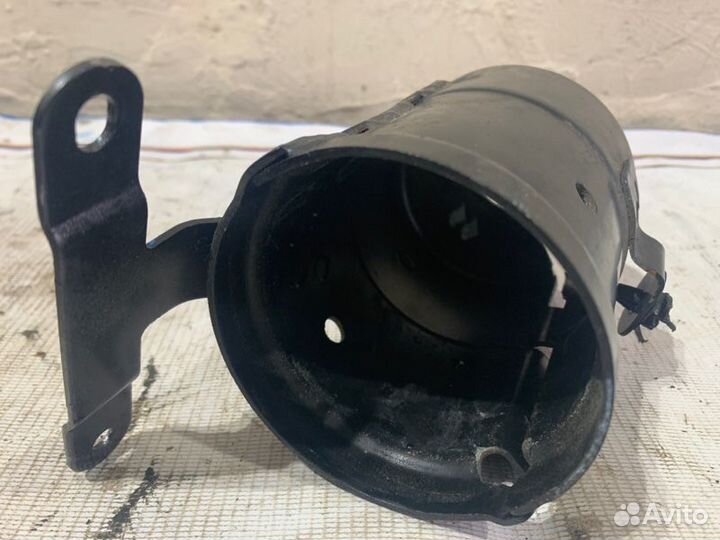 Кронштейн топливного фильтра Audi A4 B7