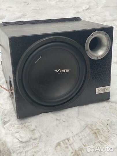 Активный сабвуфер vibe 1400