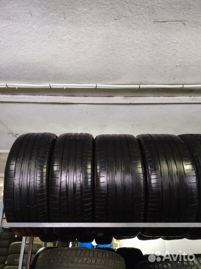 Pirelli P Zero 275/45 R21 и 315/40 R21 111Y