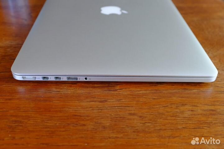 Macbook pro 13 i5+8GB+SSD