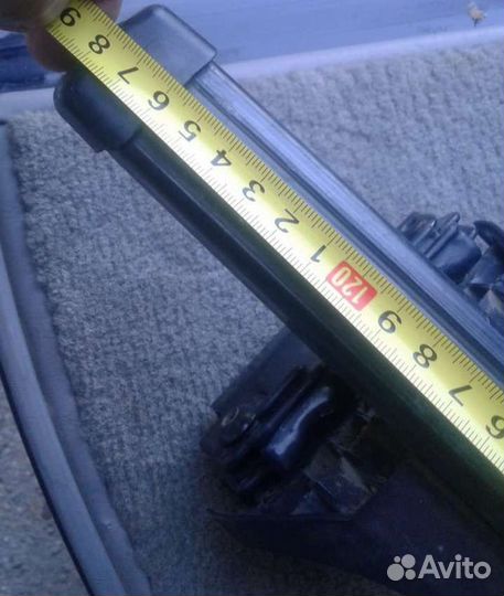 Багажник на крышу Thule на интегрир. рейлинги