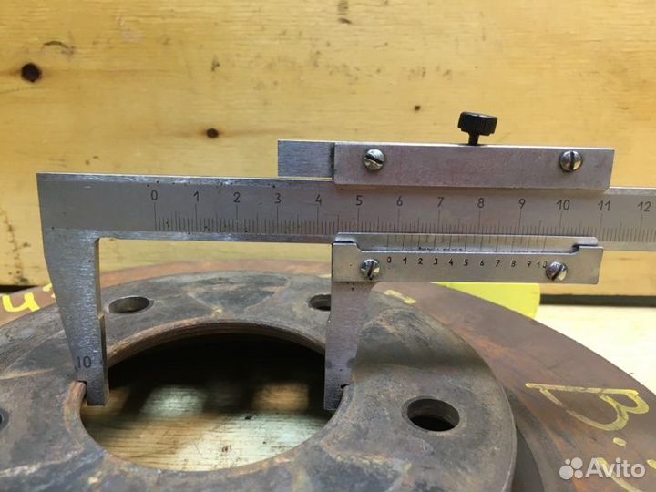 Диск тормозной передний правый Nissan Lafesta B30