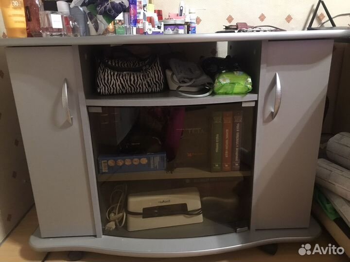 Тумба под телевизор