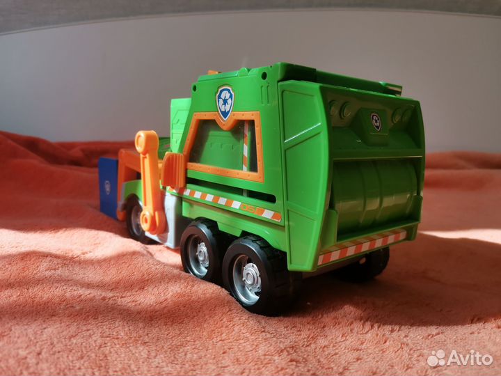 Грузовик - мусоровоз Рокки