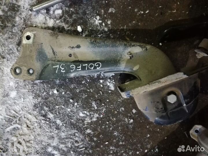 Рычаг задний продольный левый VW Golf 6 Гольф 6