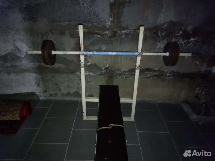Стойка для штанги скамья