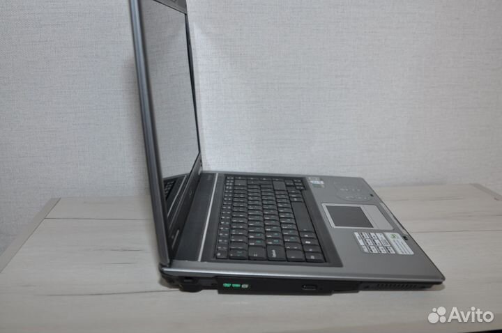 Хороший Asus 15.4 c SSD для простых задач