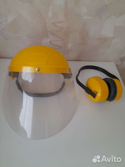 Защитная маска для лица