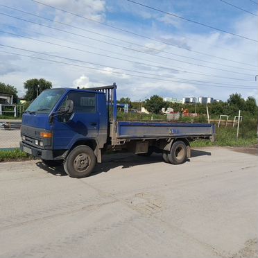 Бортовой грузовик Toyota ToyoAce, 1992