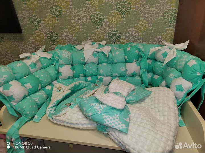 Бортики в кроватку и конверт на выписку