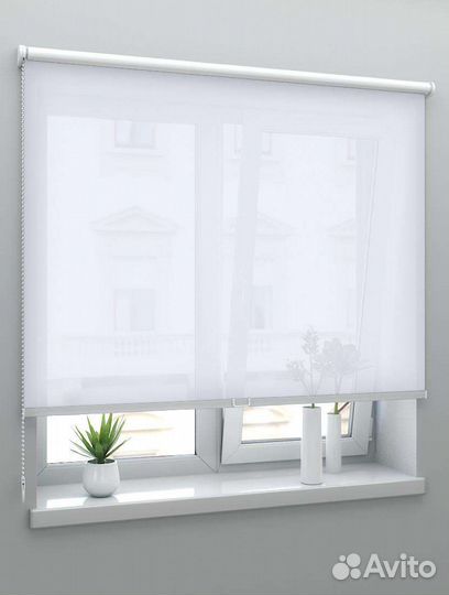 Рулонные шторы белые новые