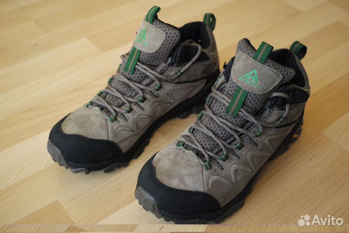 Треккинговые ботинки зимние. Новые