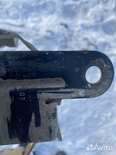 Кронштейн Гура Opel Astra H