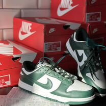 Nike dunk low varsity green