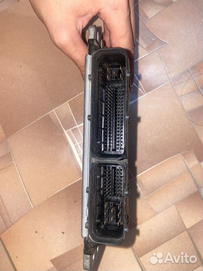 Блок управления двигателем nissan sunny