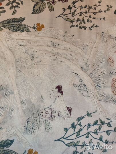 Пуховый палантин ручной работы