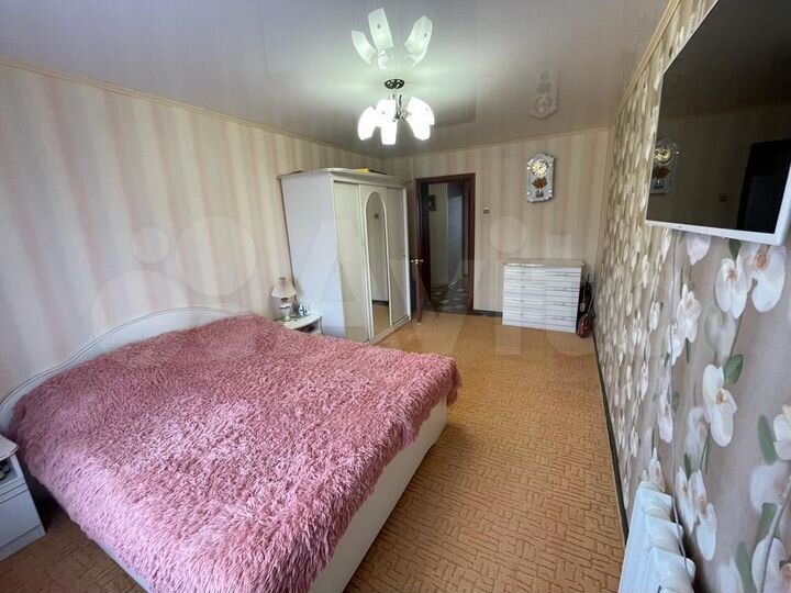 3-к. квартира, 65 м², 1/2 эт.