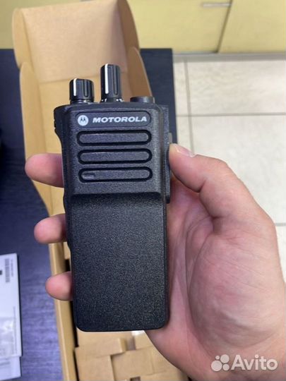 Радиостанция motorola DP 1400