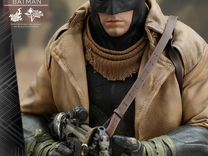 Hot Toys MMS372 Knightmare Batman Exclusive