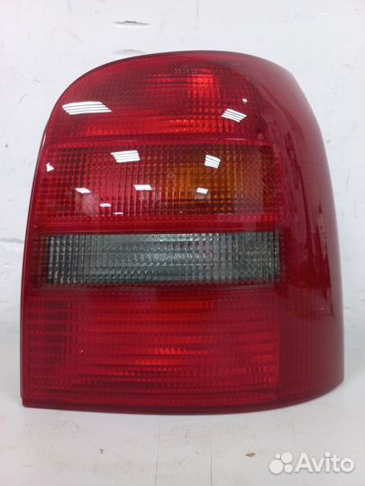 Фонарь задний правый Audi A4(B5)