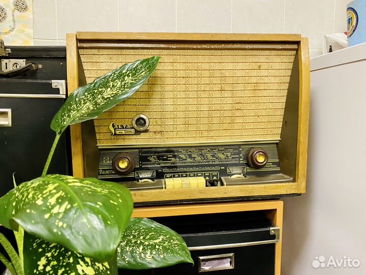 Ламповая радиола СССР Сакта ретро винтаж Sakta