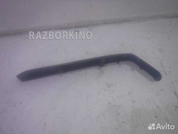 Накладка переднего бампера