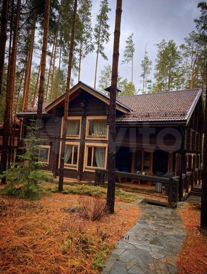 Дом 500 м² на участке 35 сот.