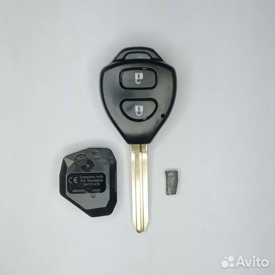 Ключ зажигания с чипом Toyota Camry 2006