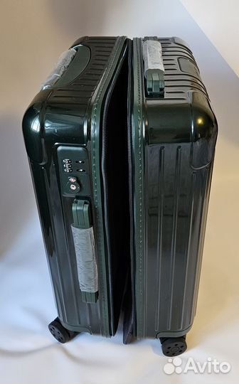 Чемоданы Rimowa