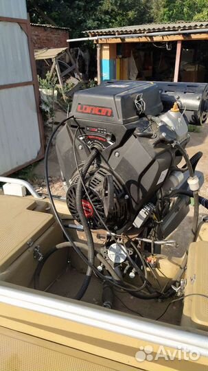 Лодочный мотор болотоход