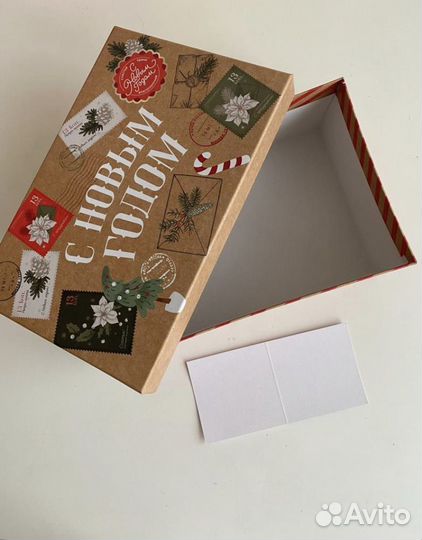 Коробки новогодние подарочные