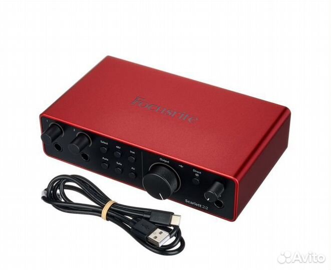 Звуковая карта Focusrite Scarlett 2i2 4th Gen