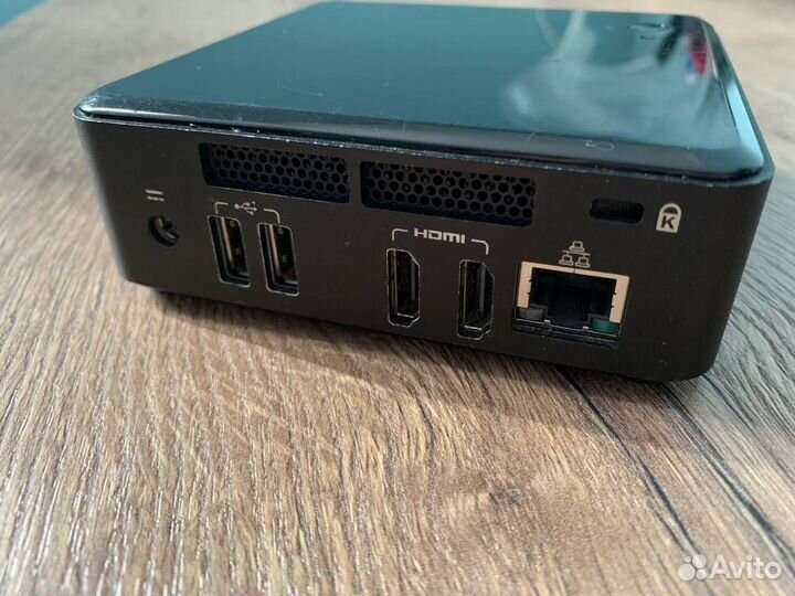 Неттоп Intel NUC i3/4Gb/120SSD