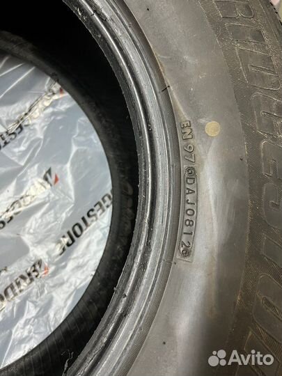 Bridgestone Ice Cruiser 7000 275/65 R17 119T