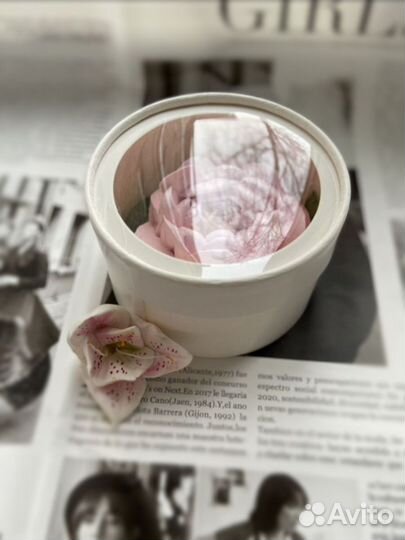 Комплимент из зефира большой пион